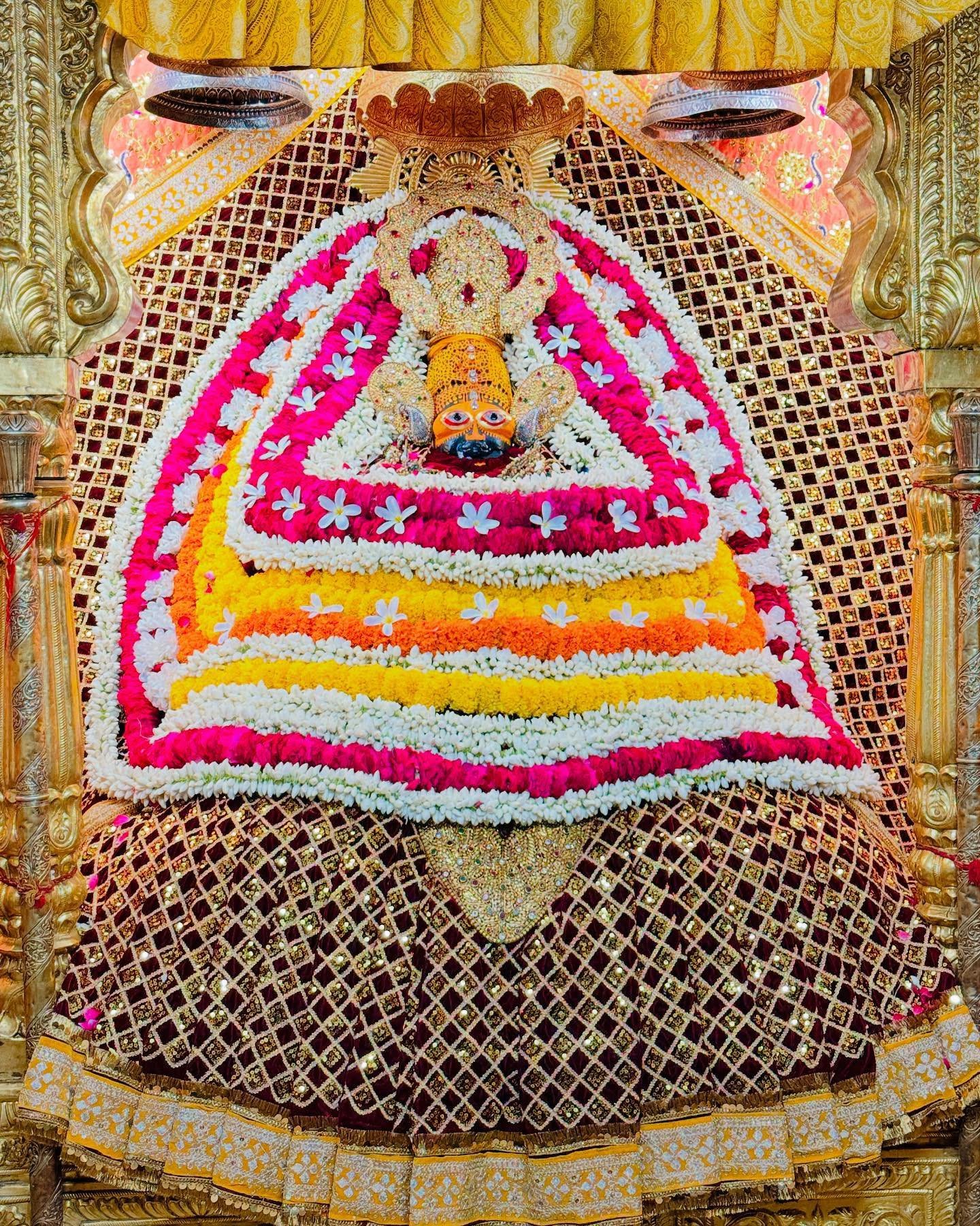 shyam-baba-ke-mandir-ka-photo