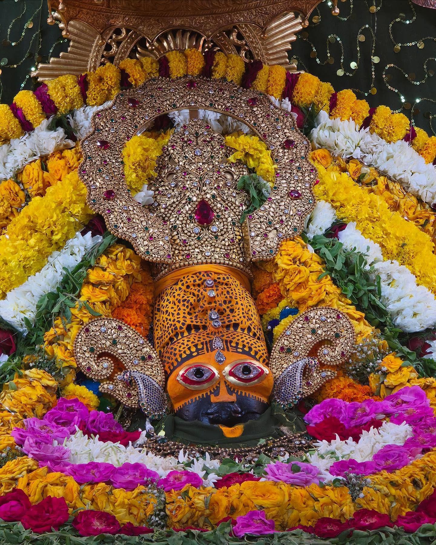 shyam-baba-phoolon-ki-holi
